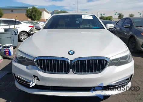 2018 BMW 530I из США, поврежденный, VIN WBAJA5C53JWA37564